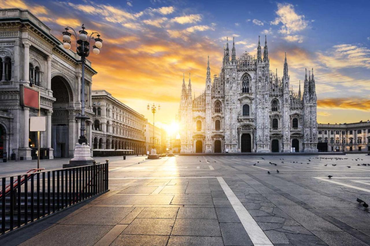 Large Suite Home Milan - Duomo Exteriör bild